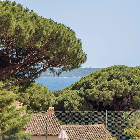 Domaine Du Calidianus Hotel 3*