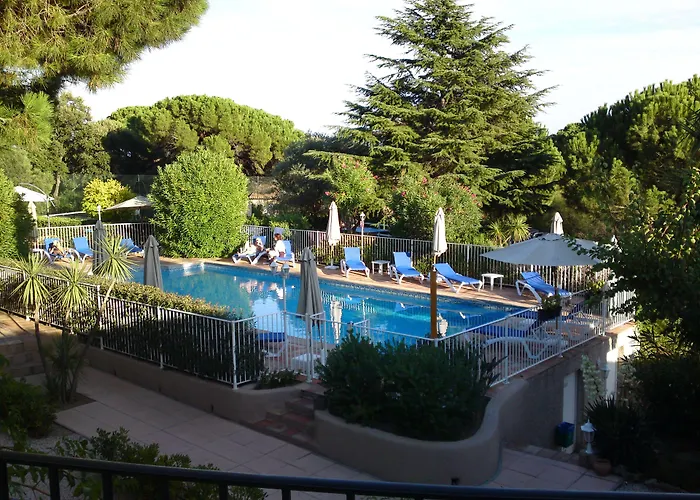 Hotel Domaine Du Calidianus 3*