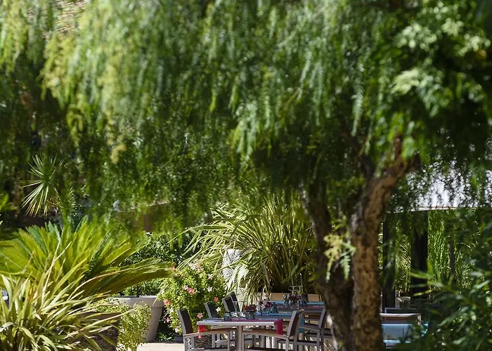 Hotel Domaine Du Calidianus 3*