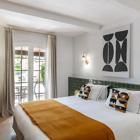 Domaine Du Calidianus Szálloda 3*