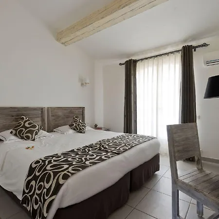 Hotel Domaine Du Calidianus 3*