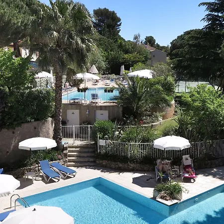 Domaine Du Calidianus Hotel