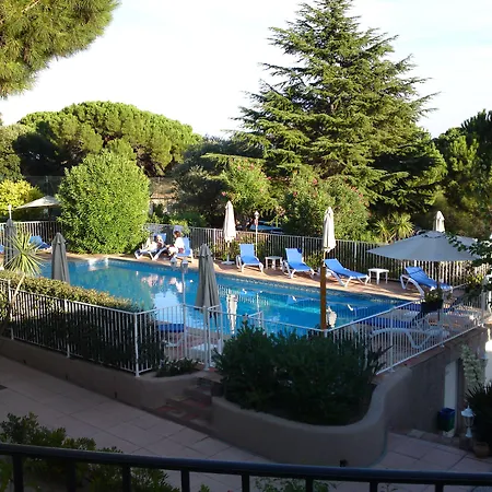 فندق Domaine Du Calidianus 3*
