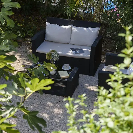 Domaine Du Calidianus Hotel 3*