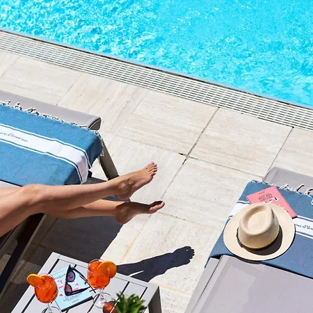 Domaine Du Calidianus Hotel 3*