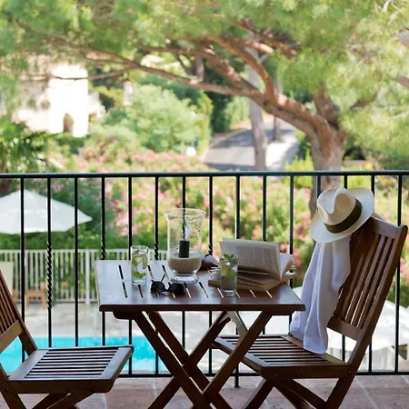 Domaine Du Calidianus Hotel
