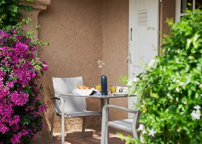 Domaine Du Calidianus Hotel 3*