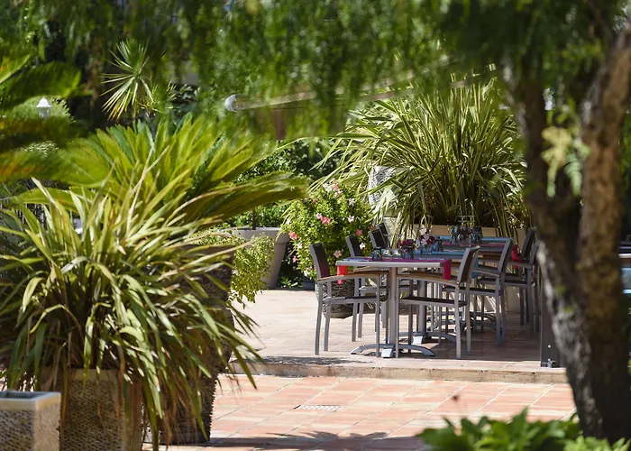 Domaine Du Calidianus Szálloda 3*